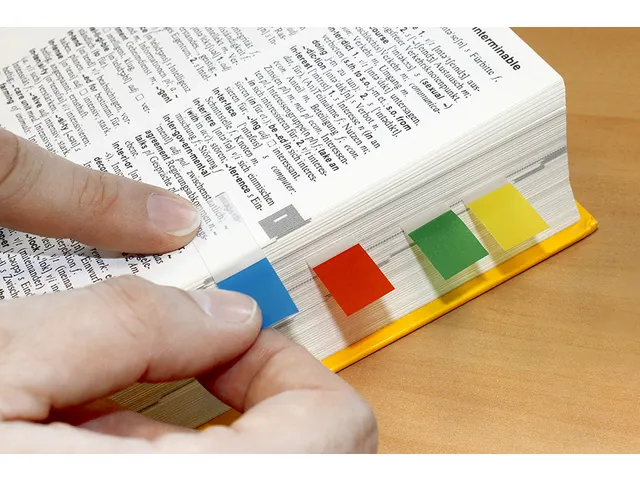 Info flags 12,5x43mm Assorti Blister 4 couleurs de 36 pièces