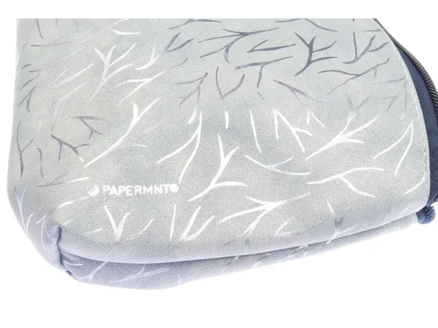 Etui Natural Beauty blauw. 22 x 15 cm.