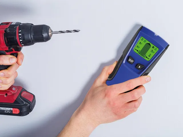 Digitale leidingzoeker detecteert tot 51 mm, metaal/hout/kabels