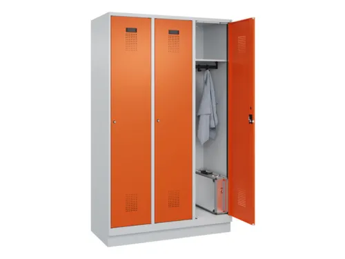 locker,HxBxD 1950x1200x500mm,3vak,vak B 400mm,cil.-slot,sokkel