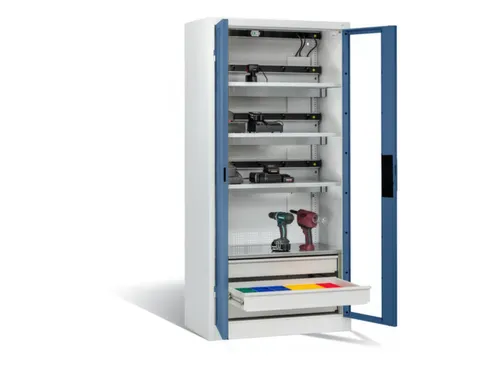 acculaadkast 1950x930x500mm 15stekkerdozen 230V ventilator fr. RAL5023