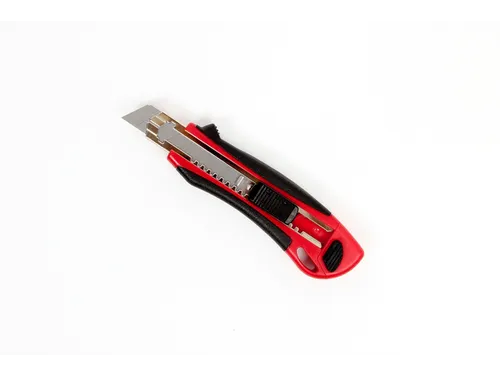 Snijmes IEZZY 18mm kunststof met ergonomische softgrip incl. 3 mesje
