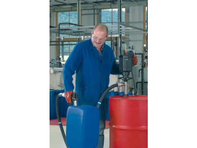 Vatpomp Set Oplosmiddelen Niro Dompeldiepte 1000mm Restlediging Slang