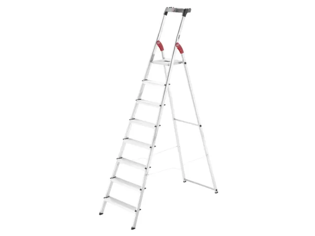 staande trap eenzijdig 8treden stand H 1 72m balk L 2 55m