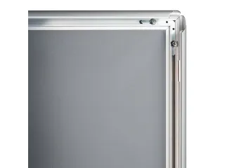 kliklijst A3 25mm zilver is een functionele wissellijst van aluminium. - 3