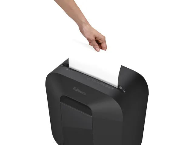 Destructeur Fellowes Powershred LX25 particules 4x37mm noir P-4