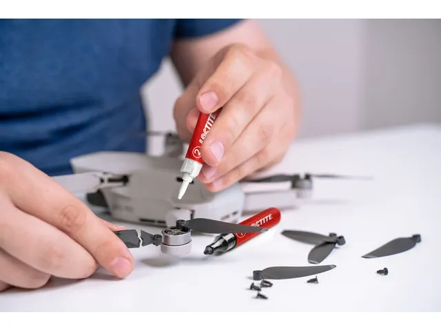 Secondenlijm Loctite All Plastic 2 gram + 4 ml