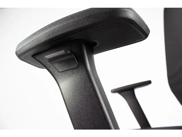 Bureaustoel EN1335 Linea Omnia 01 zwart/zwart met 3D armleuning en alu