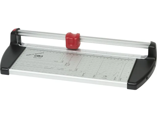 M+R Rolsnijmachine Roll Cat32 cm