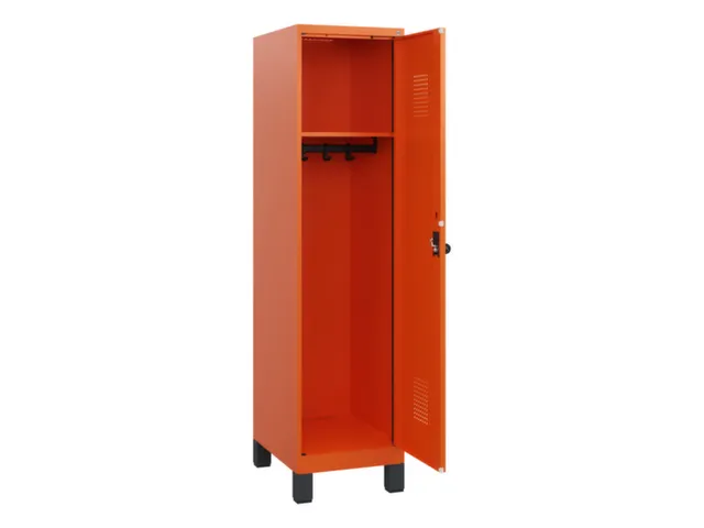 schoollocker,HxBxD 1630x400x500mm,1vak,vak B 400mm,draaigrendel,voeten