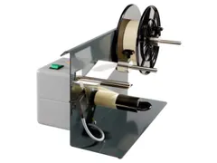 Elektrische Etiketdispenser,V. Voorgesneden/Geponste Etiketten