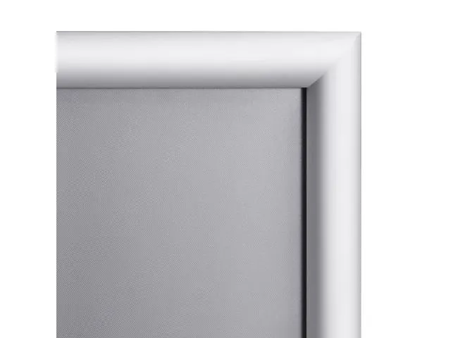 kliklijst A4 25mm zilver is een functionele wissellijst van aluminium.