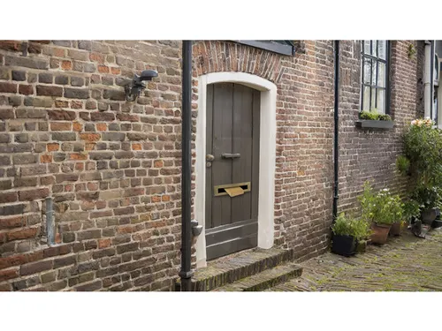 Brievenbusdoos Raadhuis 180x115x28mm krimp a 25 stuks golfkarton bruin