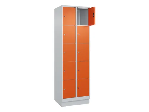 lockerkast,HxBxD 1950x600x500mm,2x5vakken,vak B 300mm,cil.-slot,sokkel
