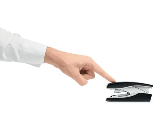 Nietmachine Leitz NeXXt 5603 Softpress 30vel zwart