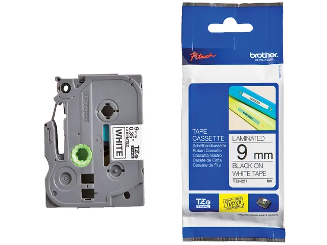 Labeltape Brother P-touch TZe-221 standaard 9mm zwart op wit