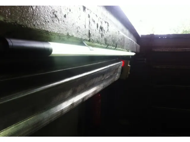 Werkplaatslamp,V. Hefplatforms Voor Vrachtwagens