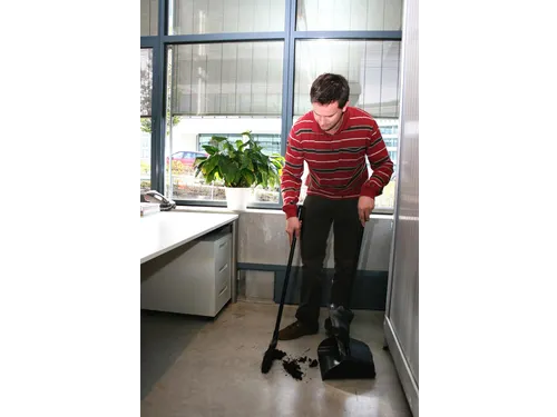 Handveger Rubbermaid Executive Lobby Bezem met lange steel zwart