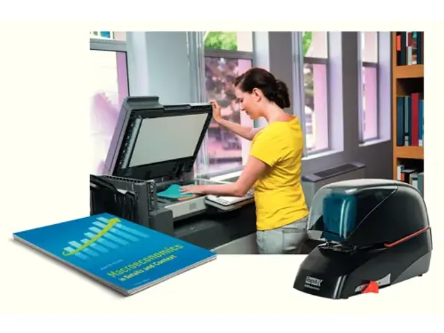 Snelle contactloze elektrische nietmachine R5080E 80 blad zwart