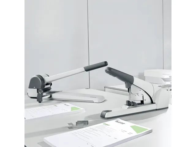 Blokhechter Leitz 5553 Heavy Duty Flat Clinch 120vel zilvergrijs