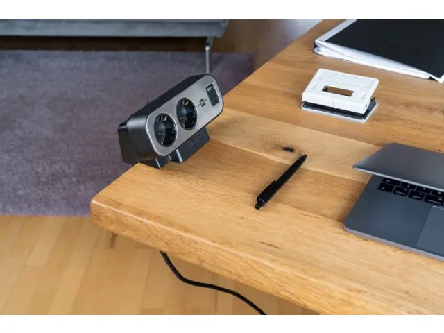 Stekkerdoos Brennenstuhl Estilo bureau duplex 10-voudig 1 USB C, 1 USB