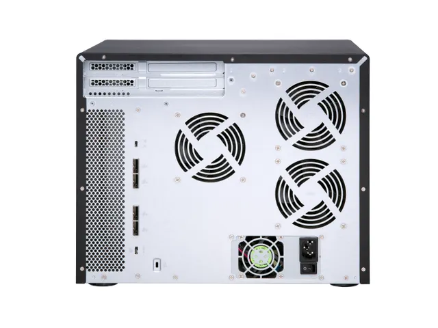 12x 3.5 inch + 4x 2.5 inch SATA, 4x SFF-8088, LAN, LCD, 250 W, 100-240