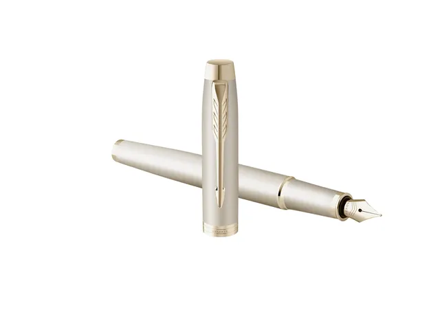 Vulpen Parker IM Monochrome champagne medium