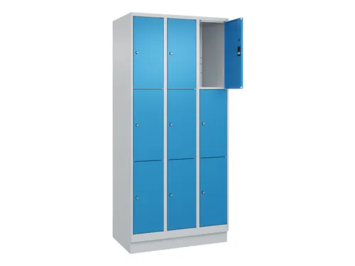 lockerkast,HxBxD 1950x900x500mm,3x3vakken,vak B 300mm,cil.-slot,sokkel