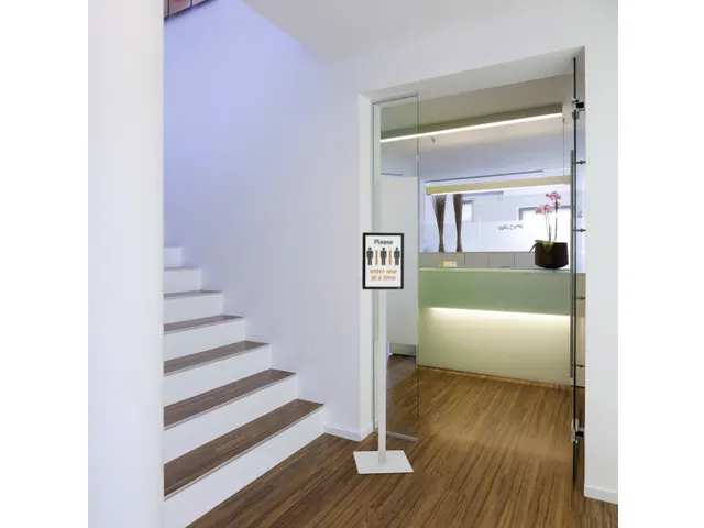 Vloerstandaard Info Basic A4