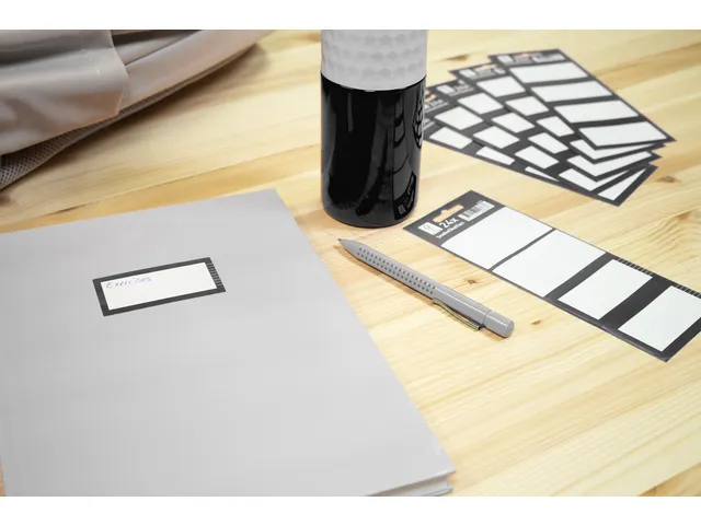 Étiquette livre paquet de 24 étiquettes 6 feuilles de 4 pièces noir