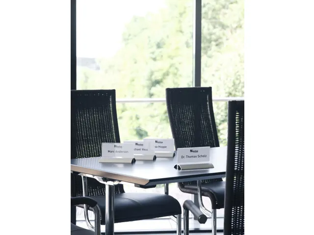 Tafelnaambord Durable Presenter 8201 61x150mm