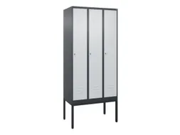 locker,HxBxD 2120x900x500mm,3vak,vak B 300mm,cil.-slot,voetonderstel