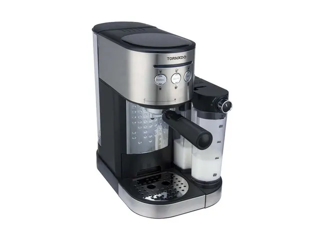 TCM-14125 Compacte koffiemachine compatibel met portafilter en ESE-pad