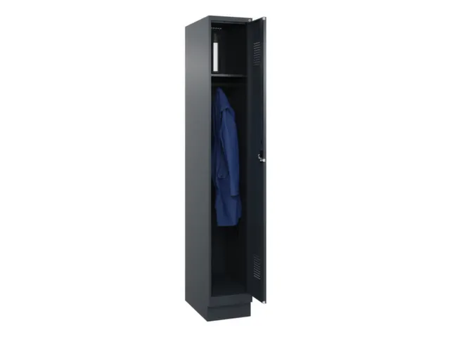 locker,HxBxD 1950x300x500mm,1vak,vak B 300mm,cil.-slot,sokkel