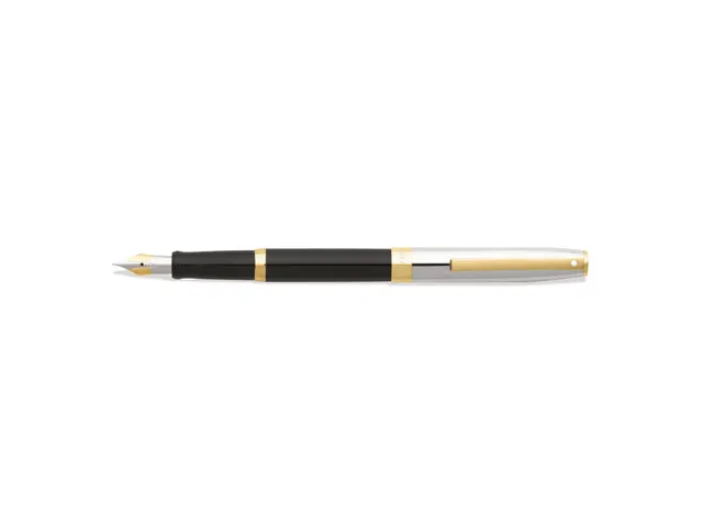 Vulpen SHEAFFER Sagaris E9475 F Glossy black chrome cap gold trims