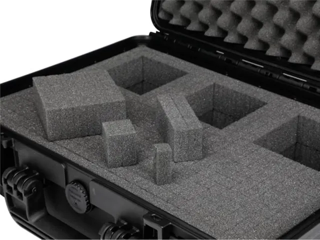 Harde Trolley Koffer 604x473x283mm Met Schuimrubber 80 Liter