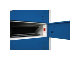 acculaadkast 1800x500x500mm 230V 10stekkerdozen/vakken front RAL5010 - 2