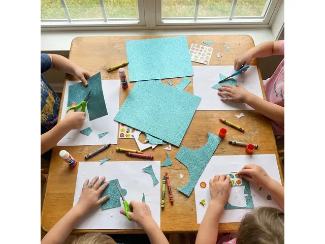 Glitterkarton Kangaro ijsblauw 50x70cm pak à 10 vel