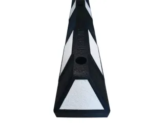 parkeerplaatsbegrenzing,B 1800mm,recyclebaar rubber,zwart/wit - 2
