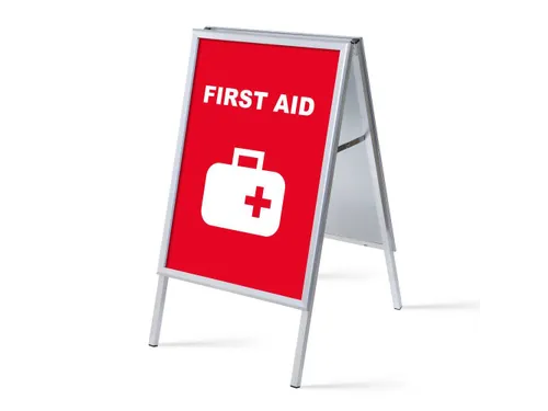 Stoepbord A1 complete set met print "FIRST AID" rood/wit (EHBO)