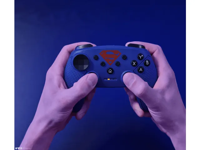 Trust GXT 542SM Muta Draadloze gamecontroller Superman Blauw