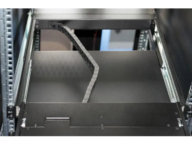 19 inch LCD KVM-console, 16-poorts CAT 5, Spaans toetsenbord Zwart