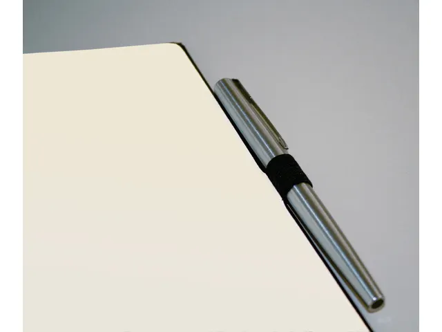 Carnet Sigel Conceptum Pure hardcover A4 noir uni