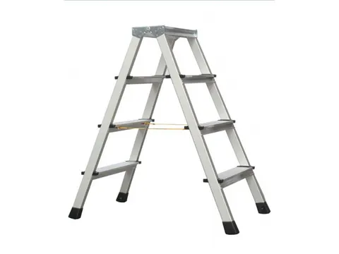 staande trap NL beide zijden 2x4treden aluminium gegroefd balk L 1 09m