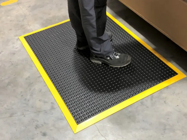 werkplekmat,mat,HxLxB 15x1200x900mm,natuurrubber,genopt,antislip