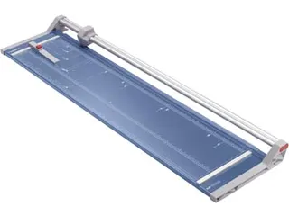 rolsnijmachine 558 voor ft A0, capaciteit: 7 vel - 2