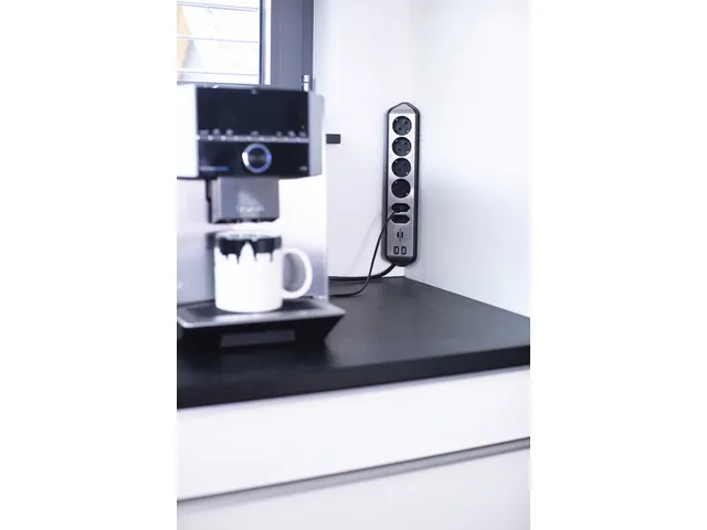 Stekkerdoos Brennenstuhl bureau Estilo 6 voudig inclusief 2 USB 2 m