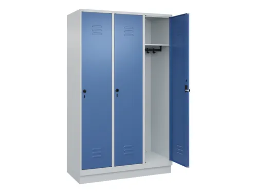 locker,HxBxD 1950x1200x500mm,3vak,vak B 400mm,draaigrendel,sokkel