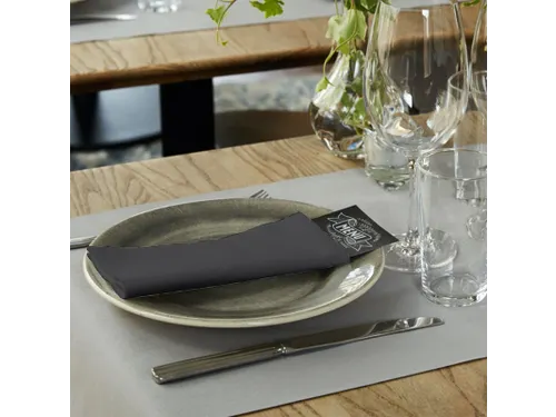 Tork 478196 Premium LinStyle dinnerservet 1/8 vouw zwart 700 stuks