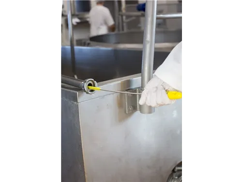 Vikan Hygiene pijpenborstel harde vezels 500mm Ø10mm oranje